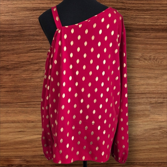 SHEIN Red One Sholder Blouse Blouse with Gold Accents Size XL - Picture 3 of 6